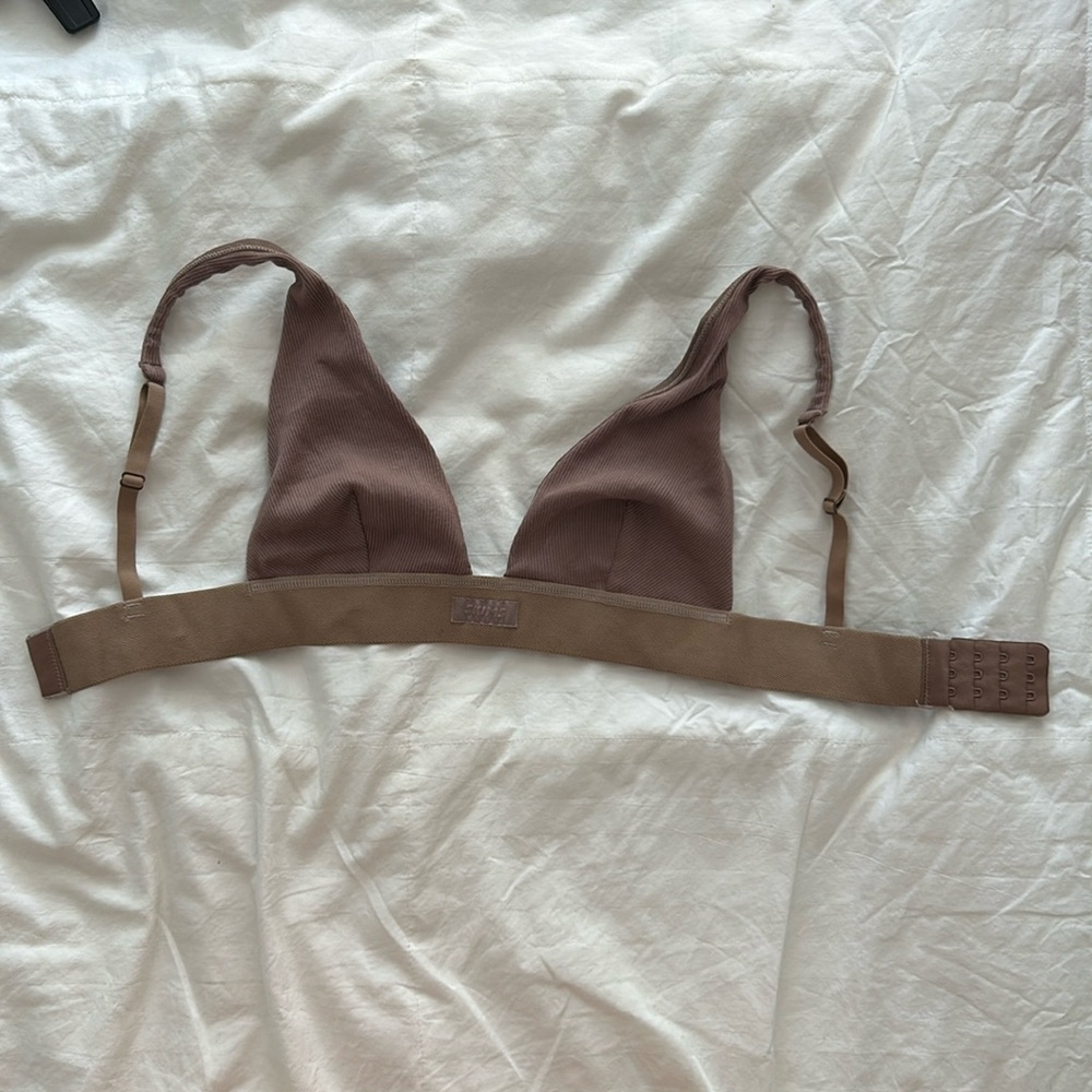 SKIMS COTTON PLUNGE BRALETTE | UMBER SIZE XS